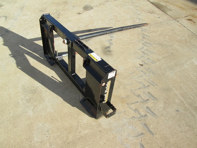 Kubota M7060 Cab & Spear Dan's Equipment Sales