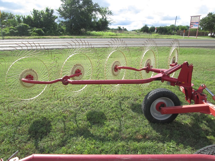 Sitrex 10 Wheel Hay rake | Dan's Equipment Sales