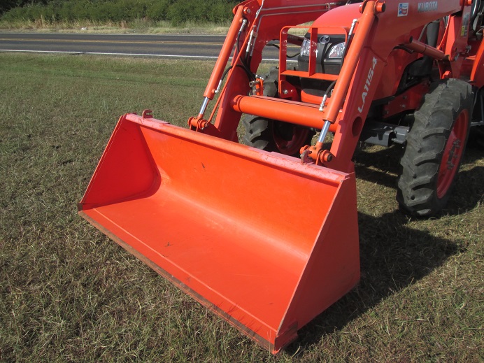 Kubota M7060 Tractor & Backhoe Dan's Equipment Sales